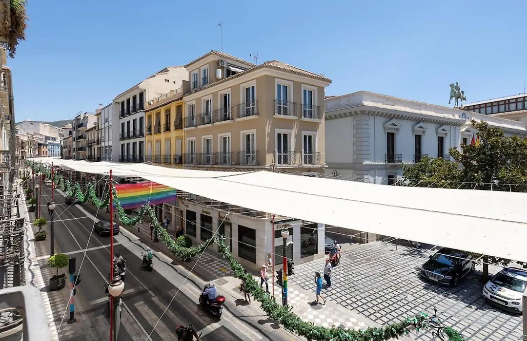 Chezmoihomes Town Hall Apartment 2-1